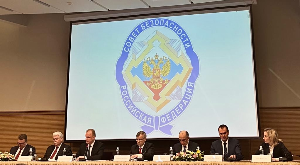 Знаур Гассиев принял участие во встрече с руководством Совета Безопасности РФ
